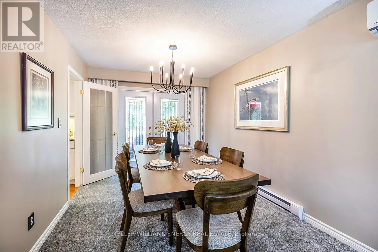 1118 LOBELIA COURT