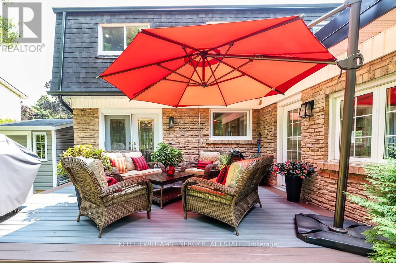 1118 LOBELIA COURT
