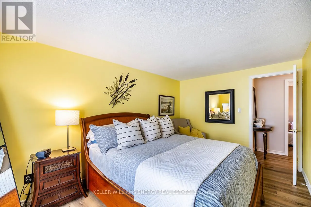 1118 LOBELIA COURT