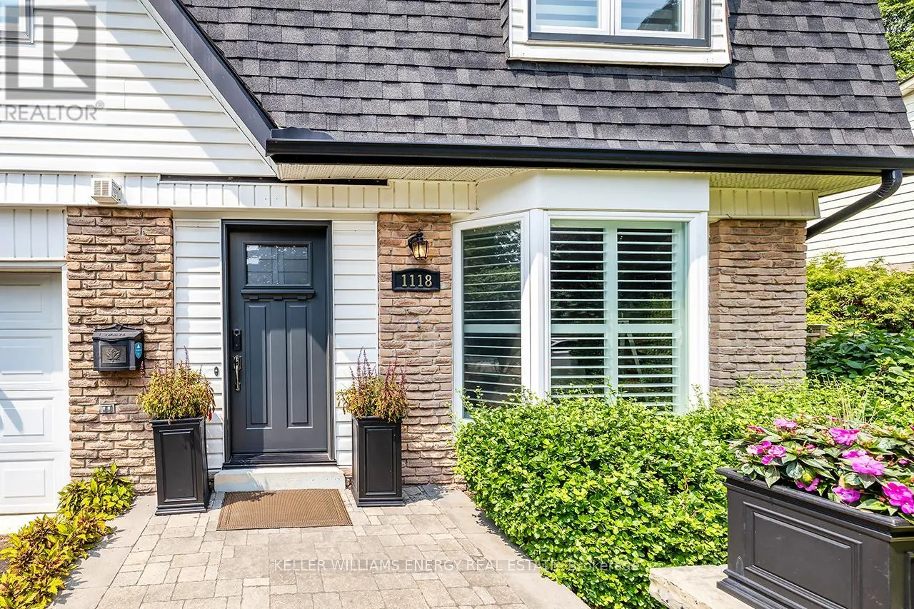 1118 LOBELIA COURT