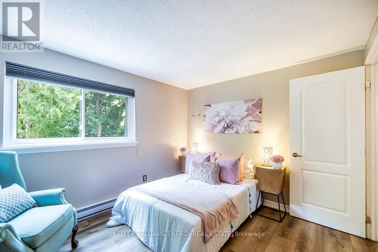 1118 LOBELIA COURT