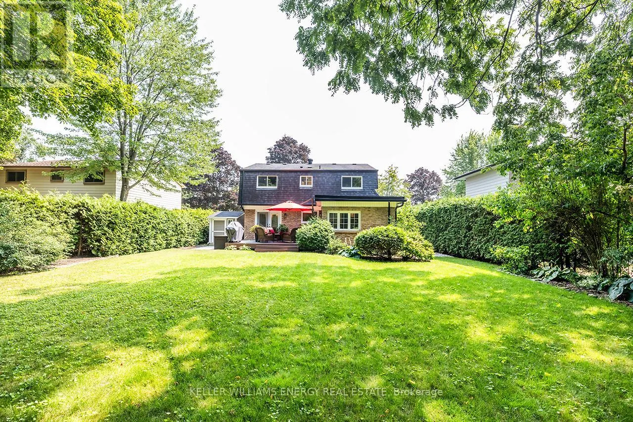 1118 LOBELIA COURT