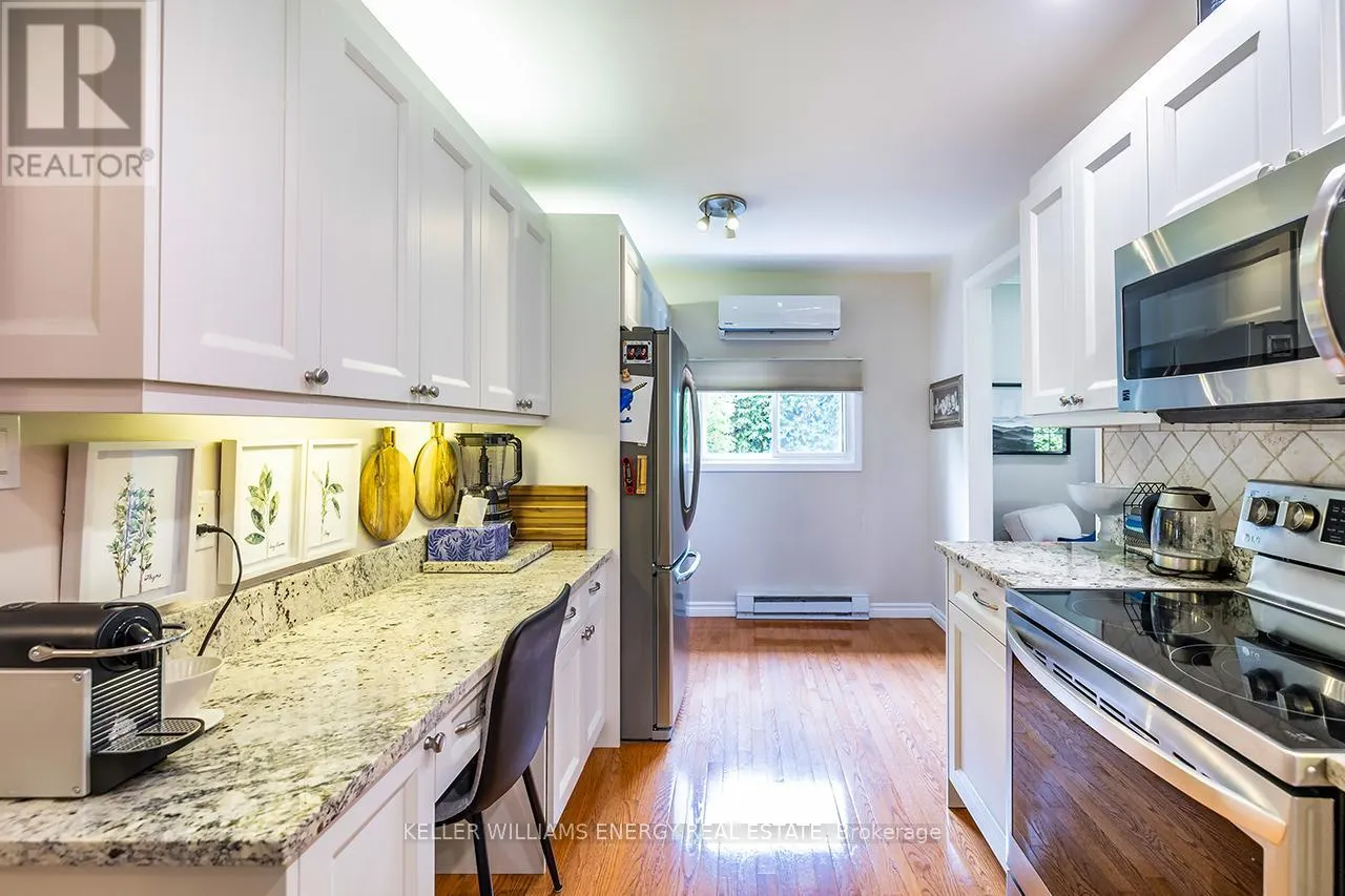1118 LOBELIA COURT