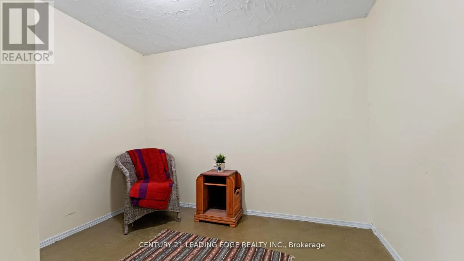 70 SHADY LANE CRESCENT