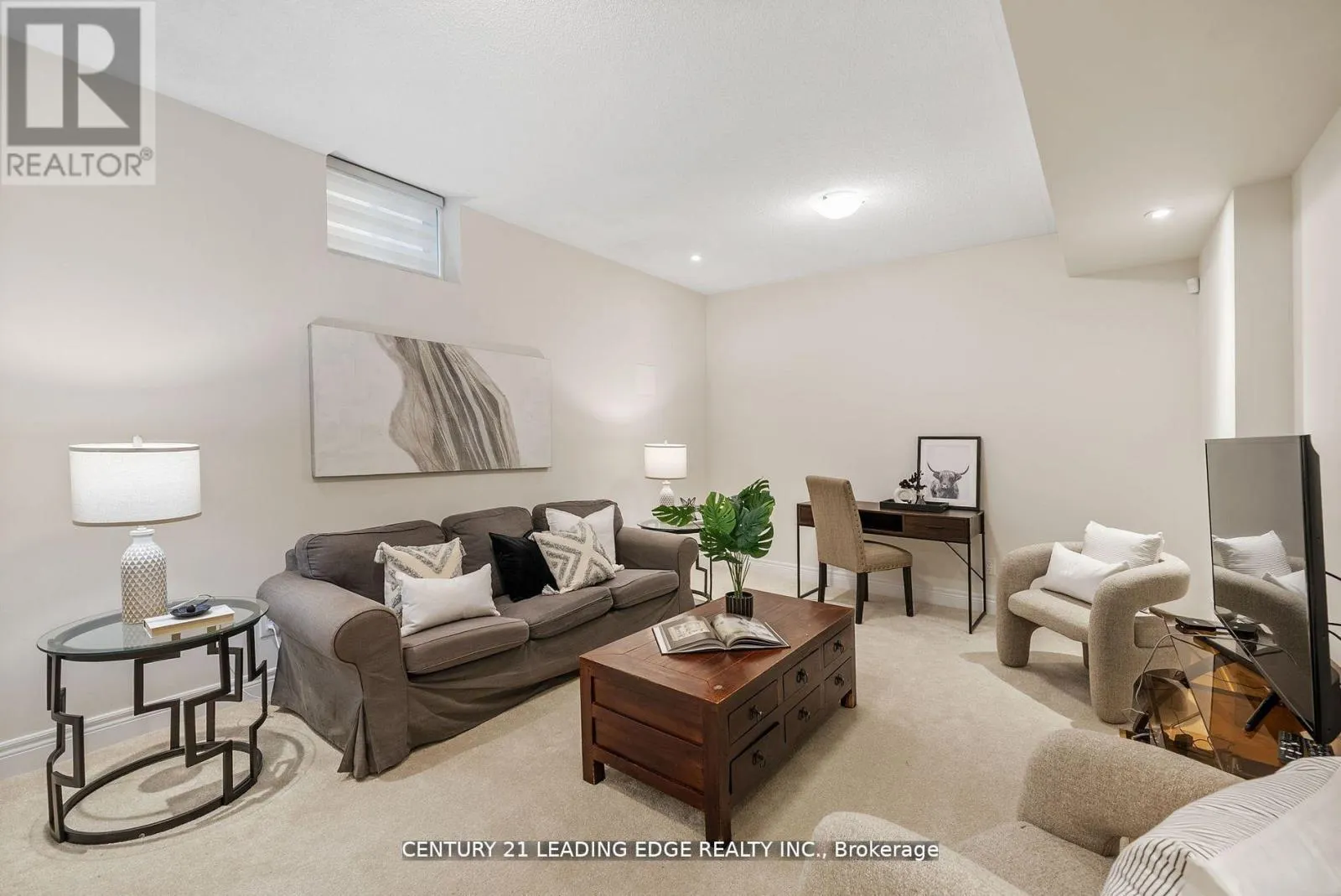 89 DEER RIDGE CRESCENT