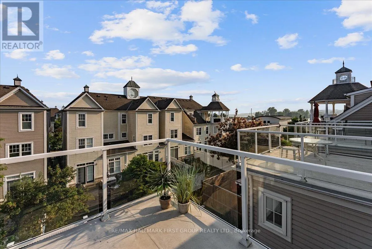 4 - 1295 WHARF STREET
