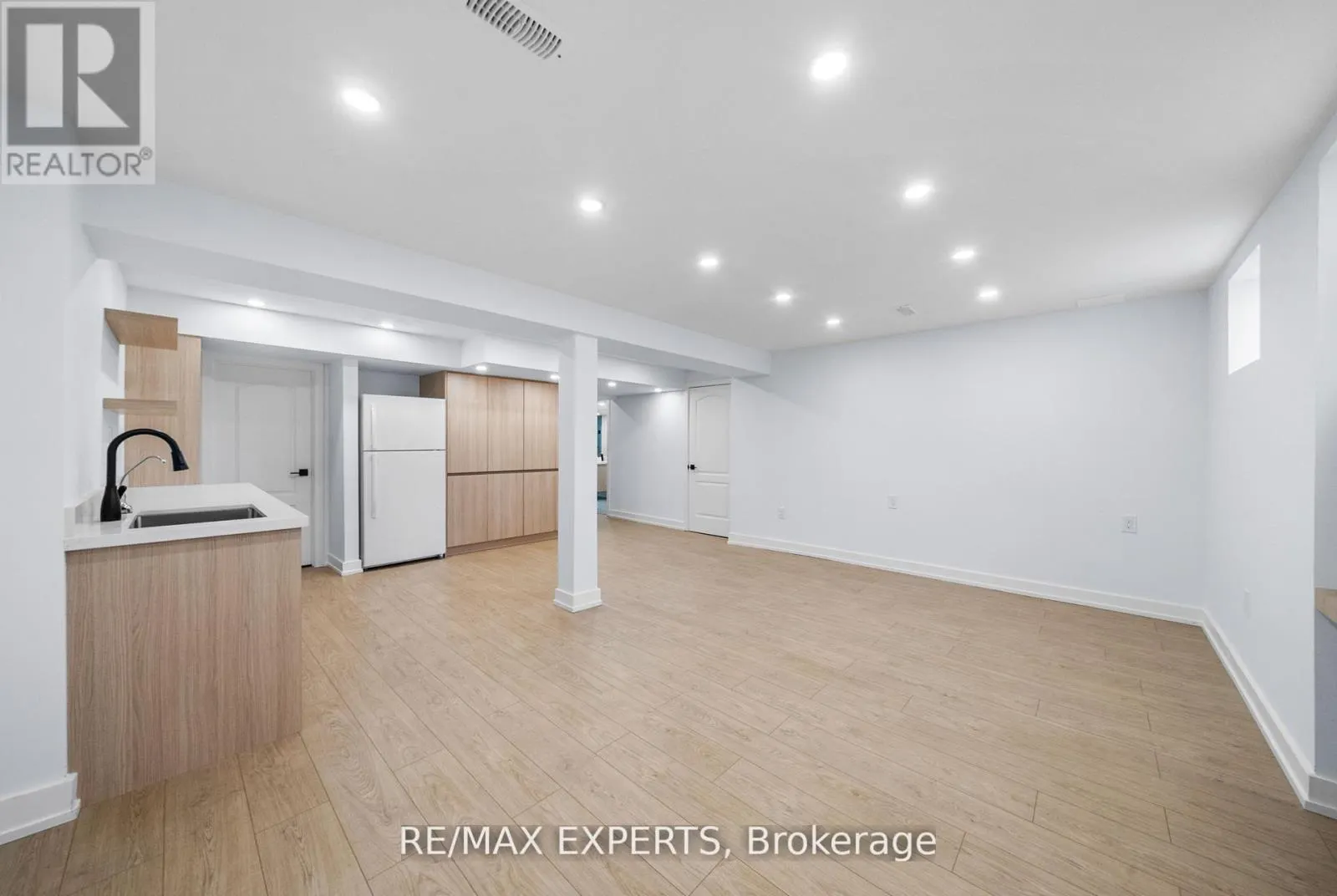 160 WESTFIELD DRIVE