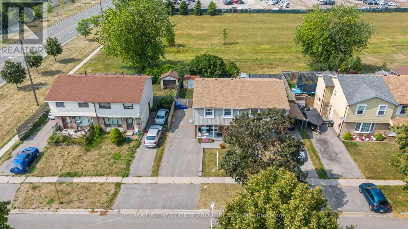 1257 FENELON CRESCENT