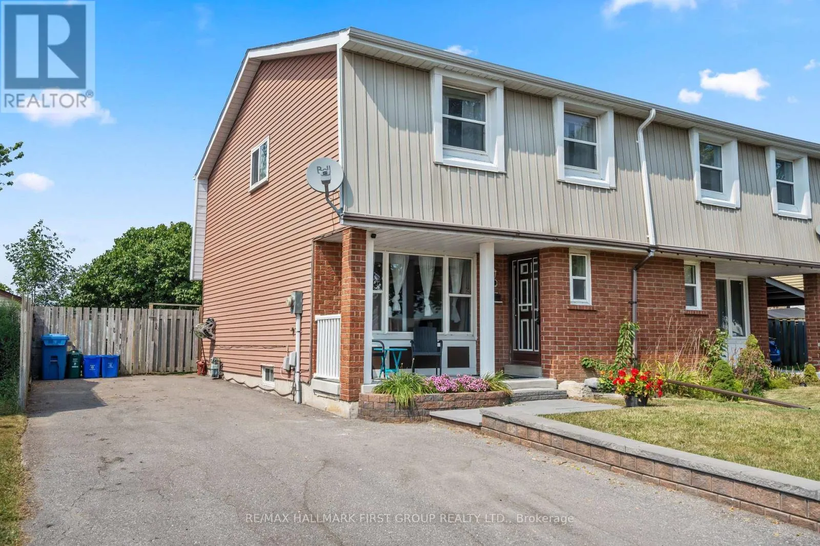 1257 FENELON CRESCENT