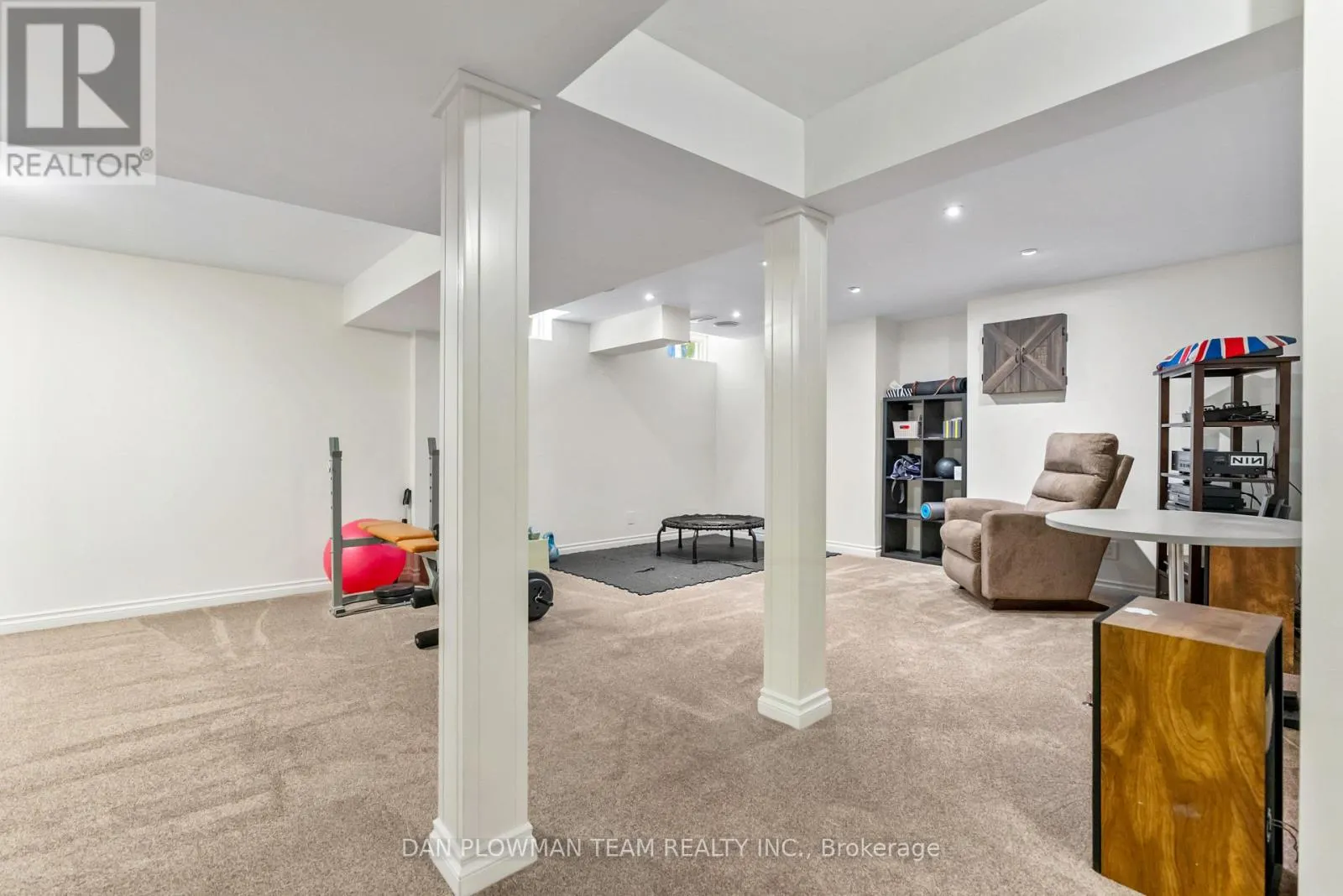 644 BLACKWOOD BOULEVARD