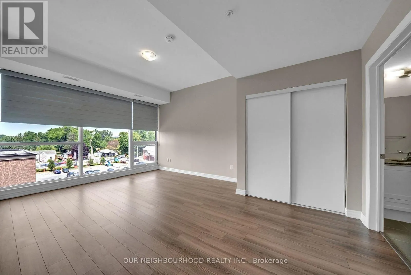 402 - 109 KING AVENUE E, #402