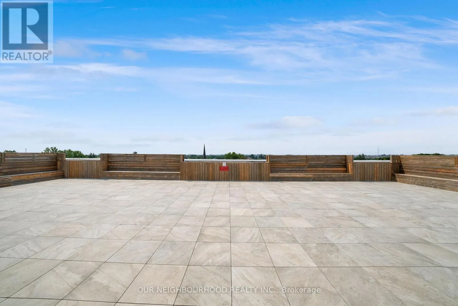 402 - 109 KING AVENUE E, #402