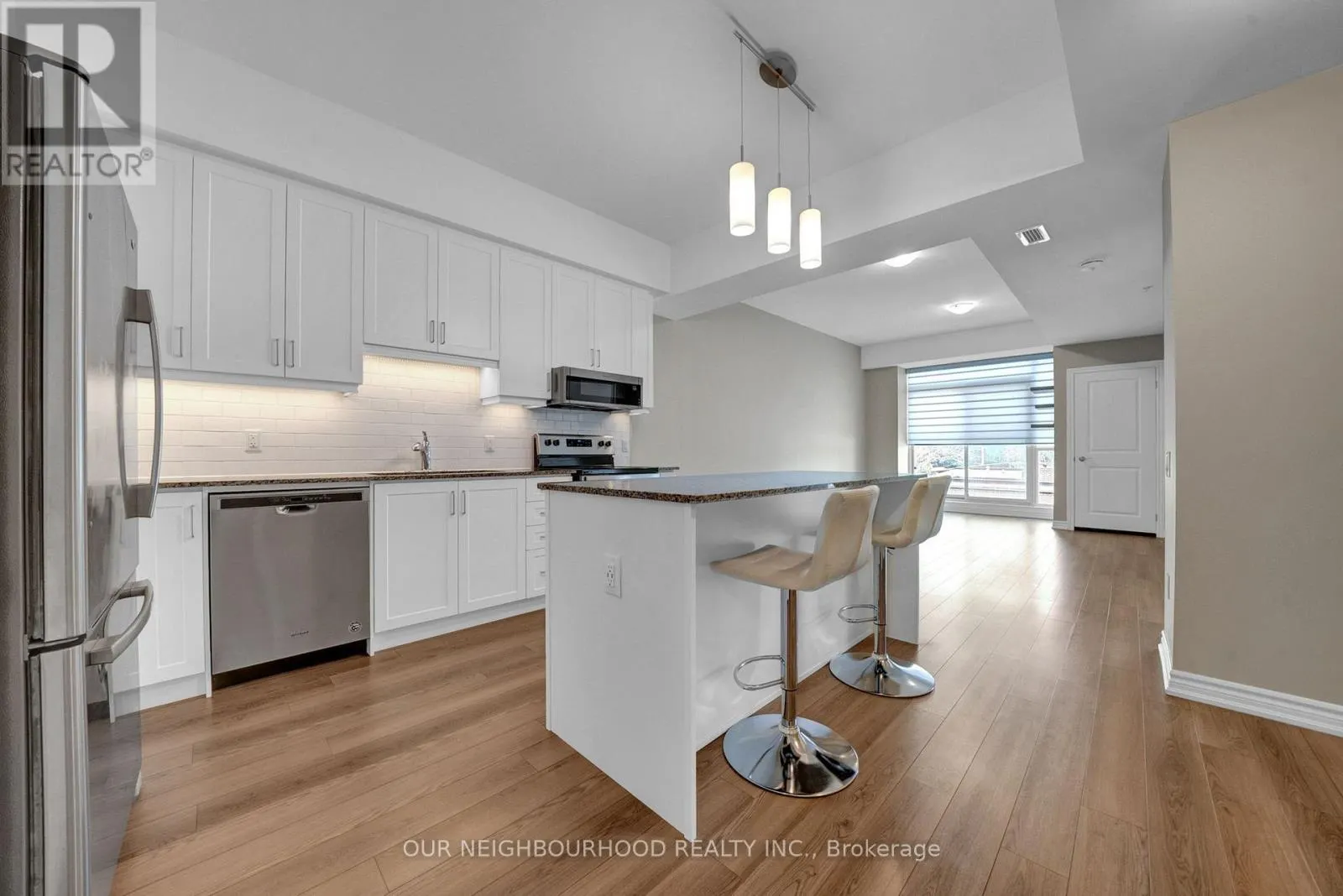 402 - 109 KING AVENUE E, #402