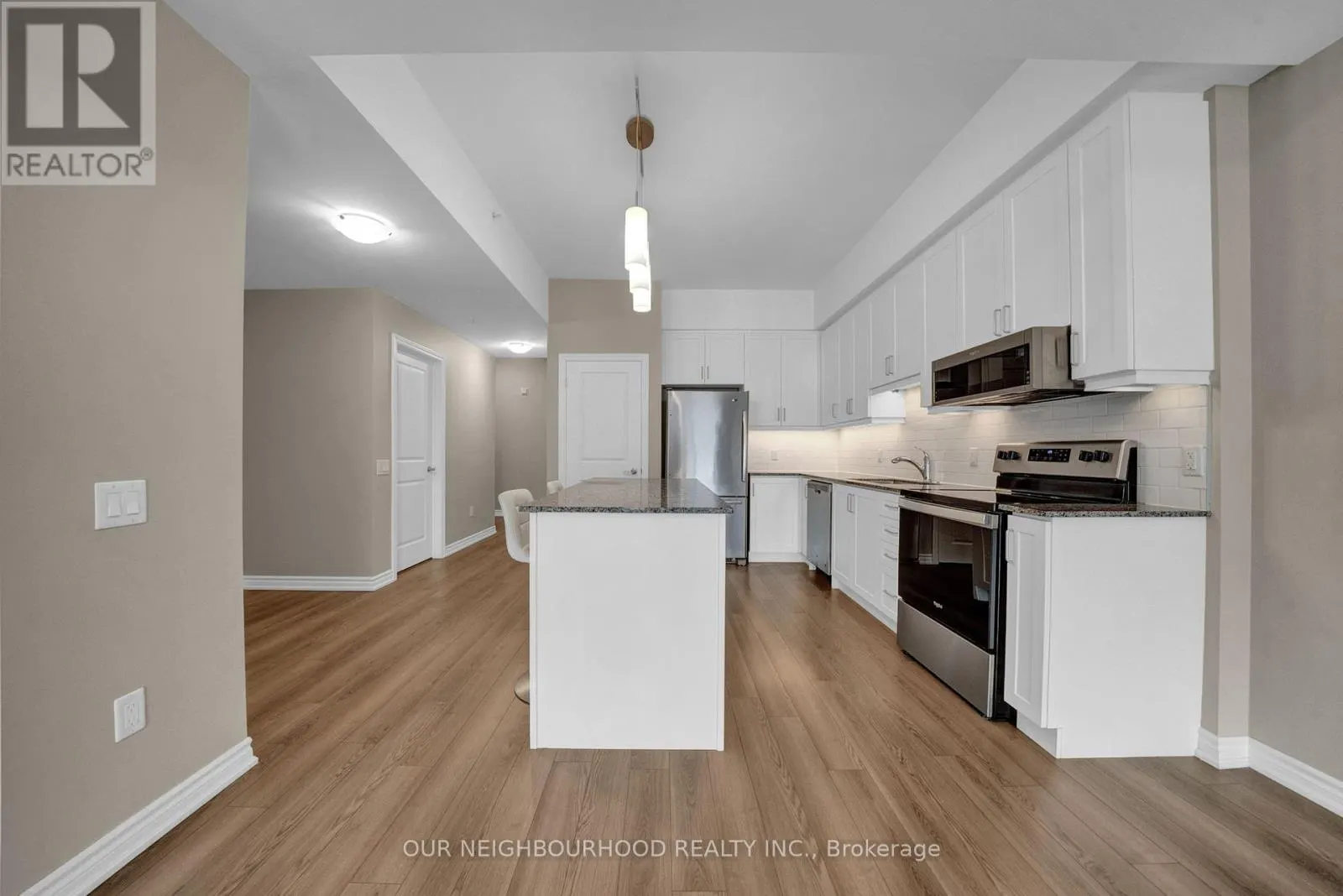 402 - 109 KING AVENUE E, #402