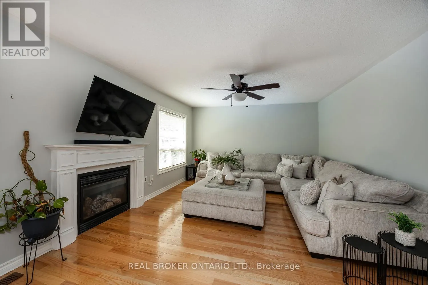 36 WEST SIDE DRIVE