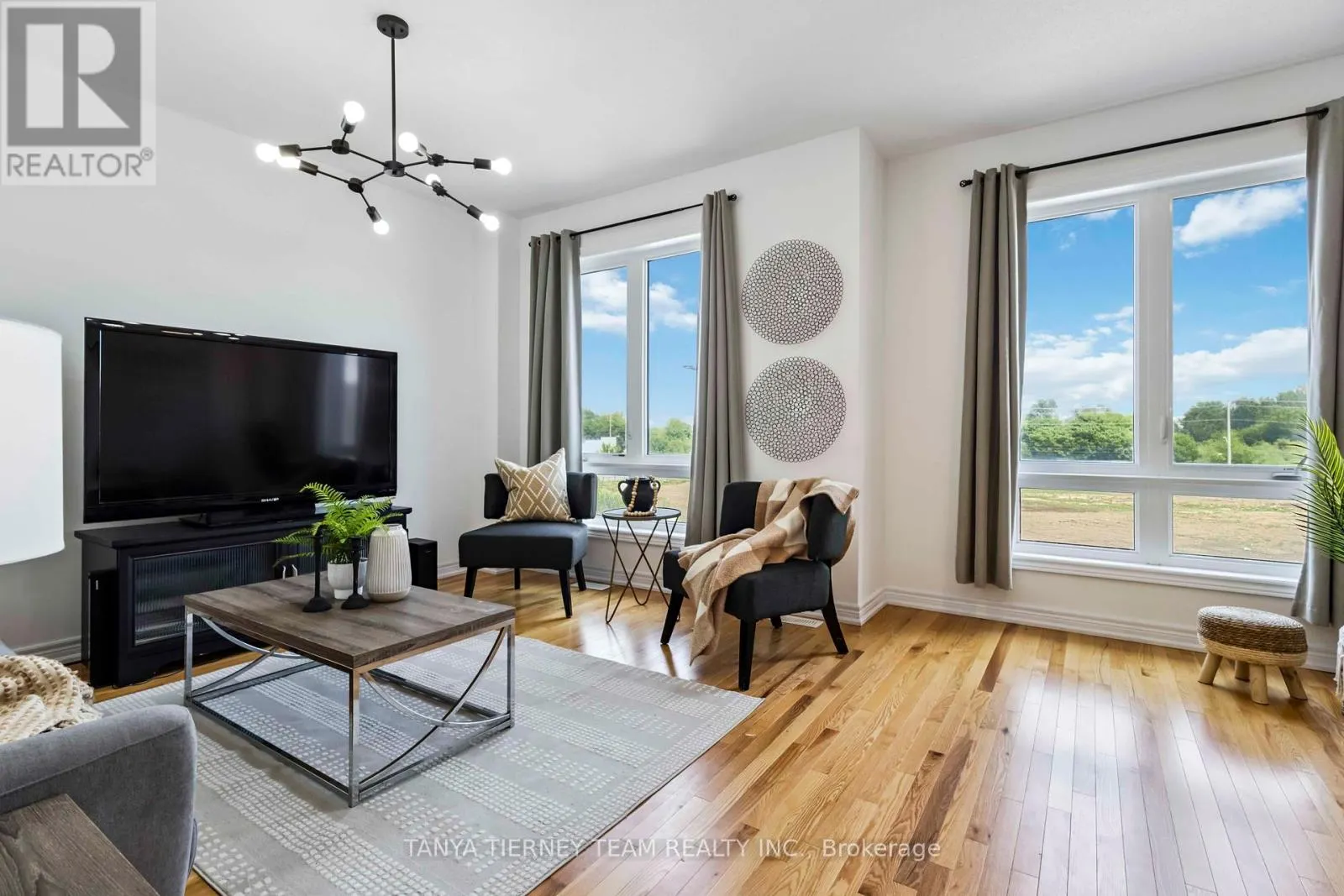 36 DOCKSIDE WAY