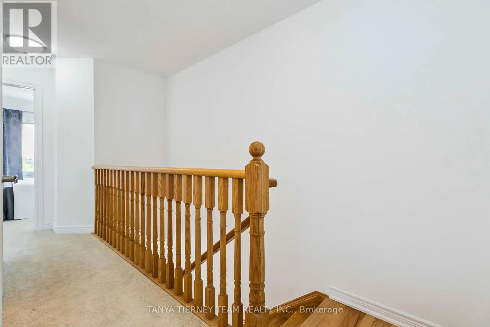 36 DOCKSIDE WAY