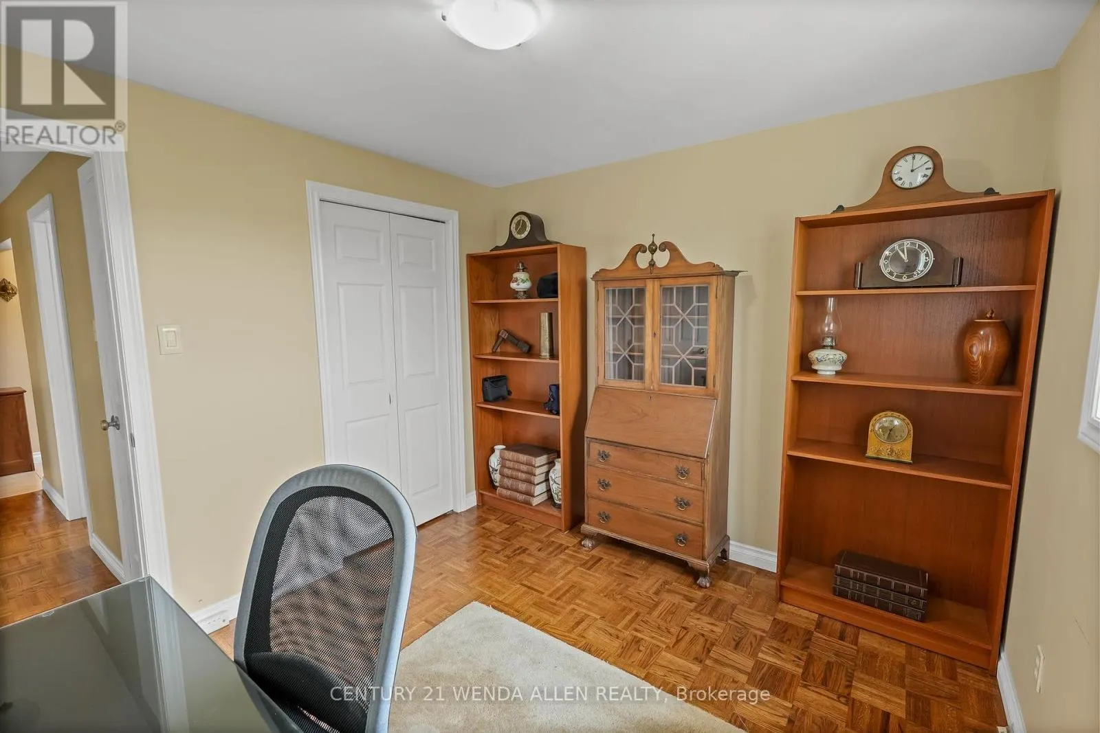 63 HARLAND CRESCENT