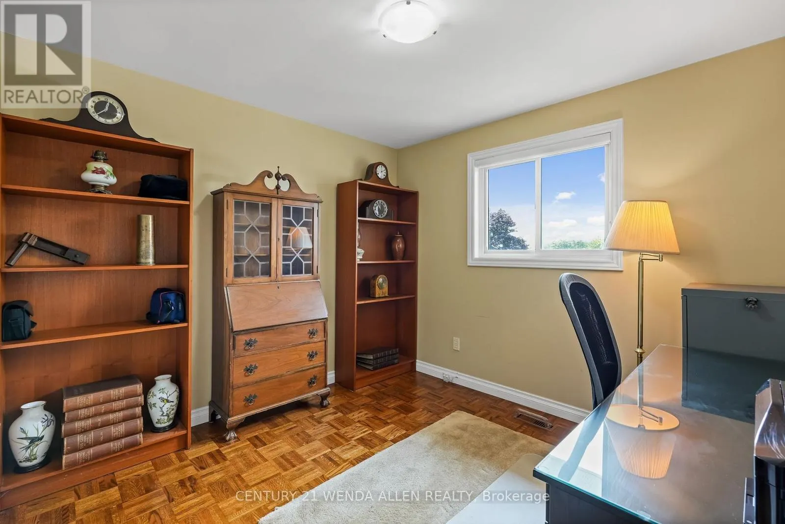 63 HARLAND CRESCENT