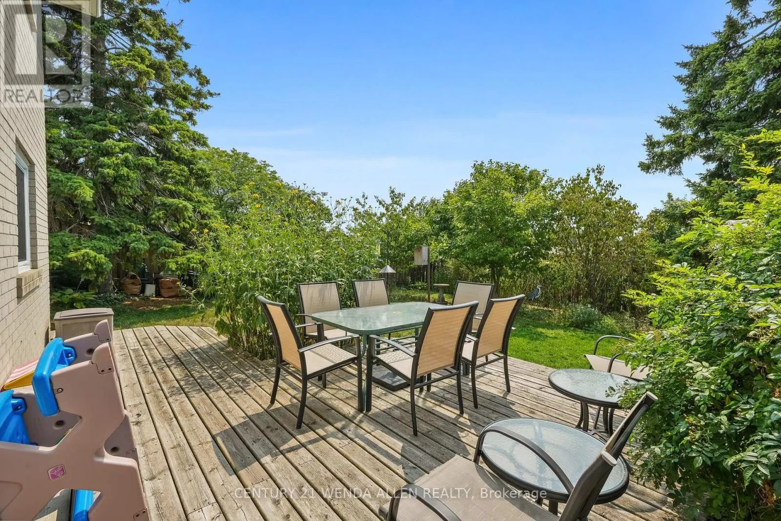 63 HARLAND CRESCENT