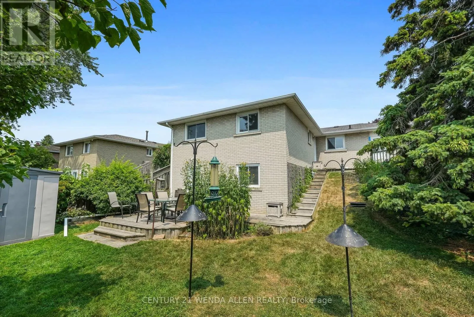 63 HARLAND CRESCENT