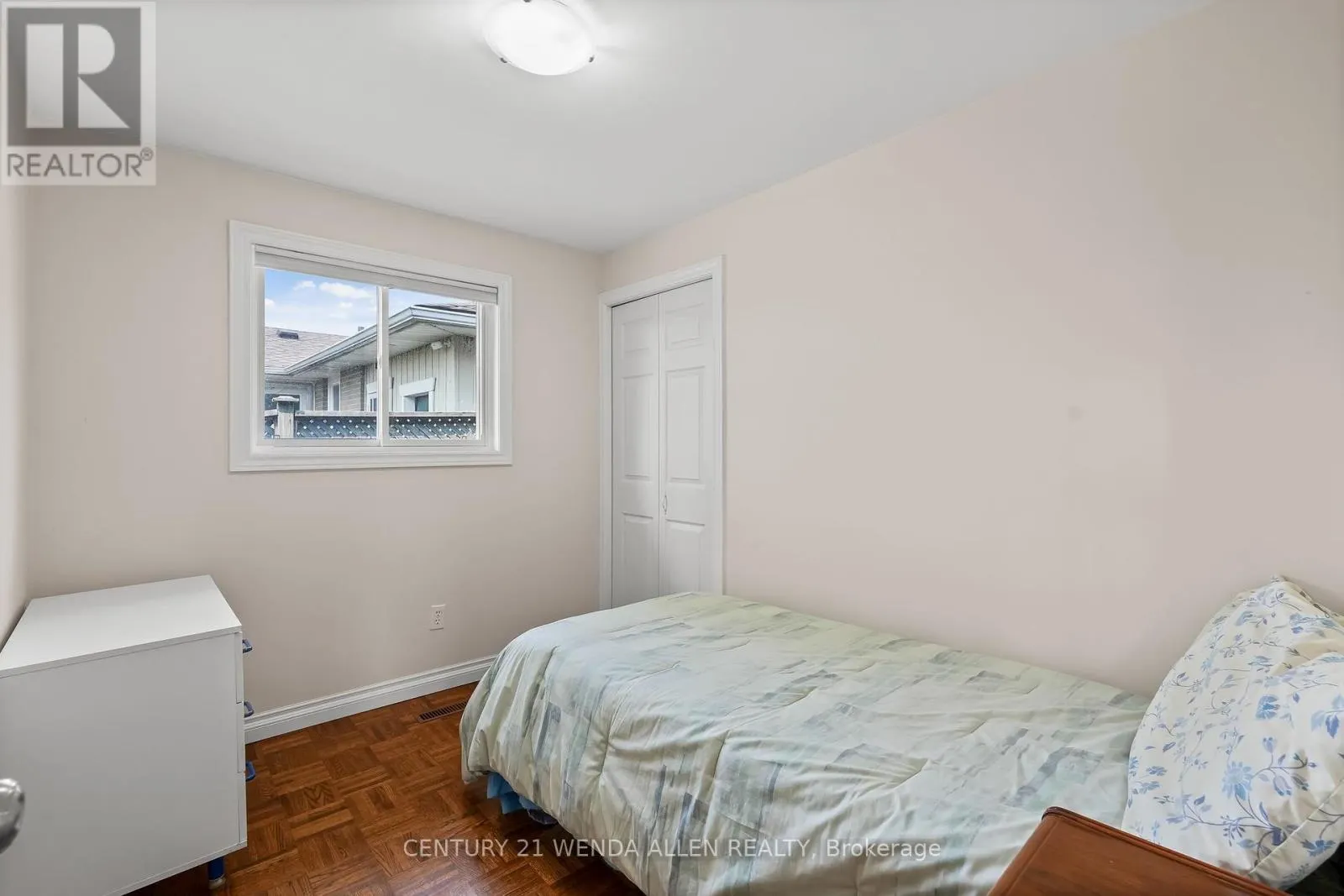 63 HARLAND CRESCENT
