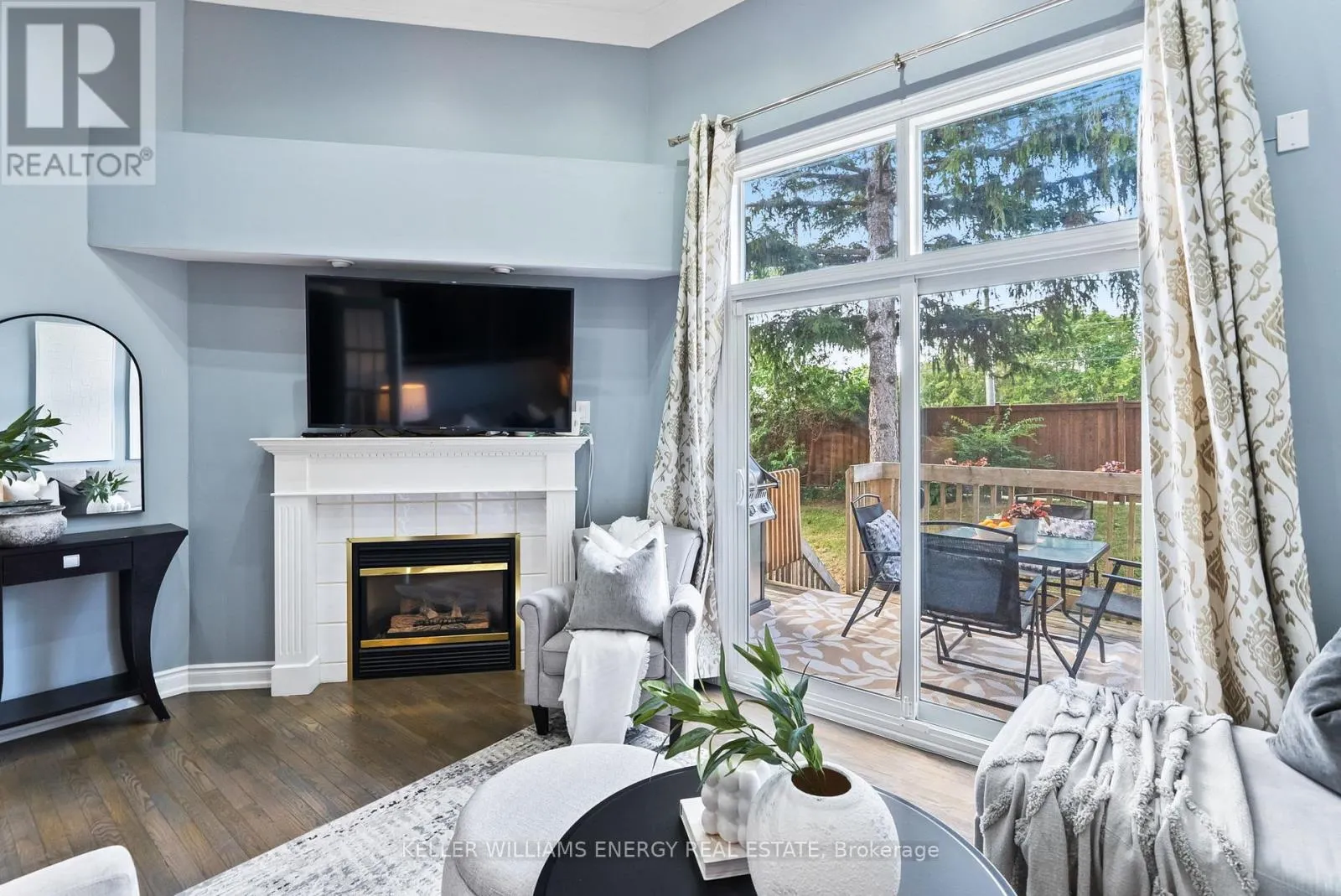 46 - 1330 TROWBRIDGE DRIVE, #46
