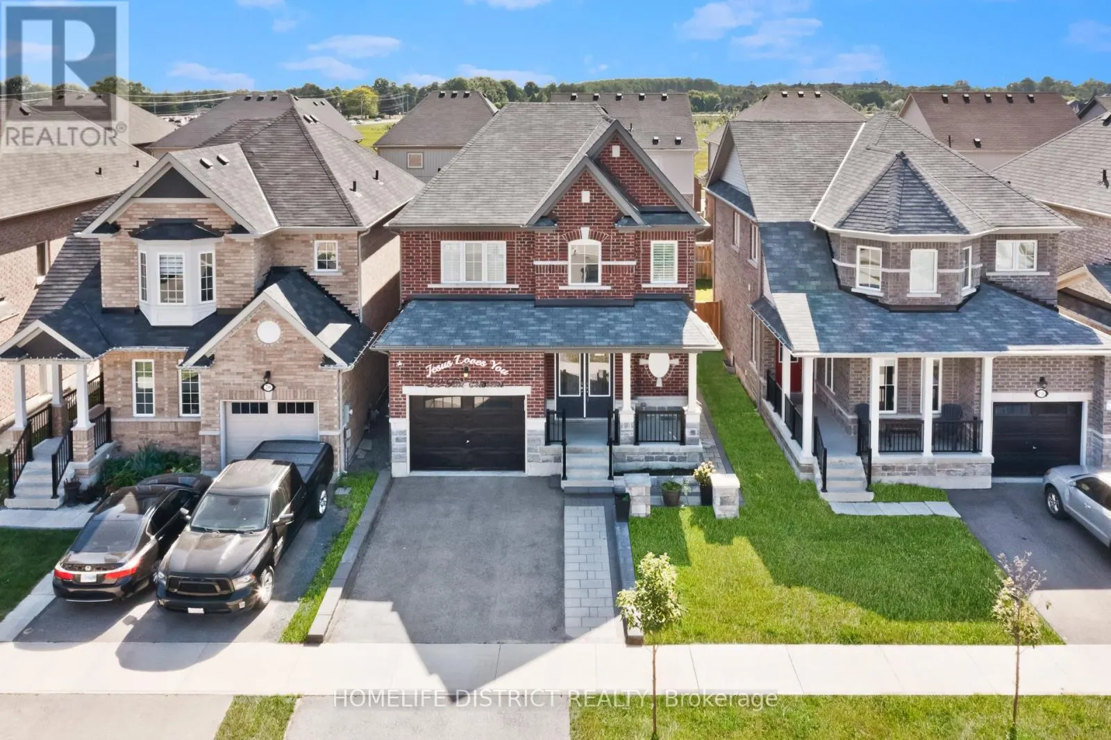 22 TAIT CRESCENT
