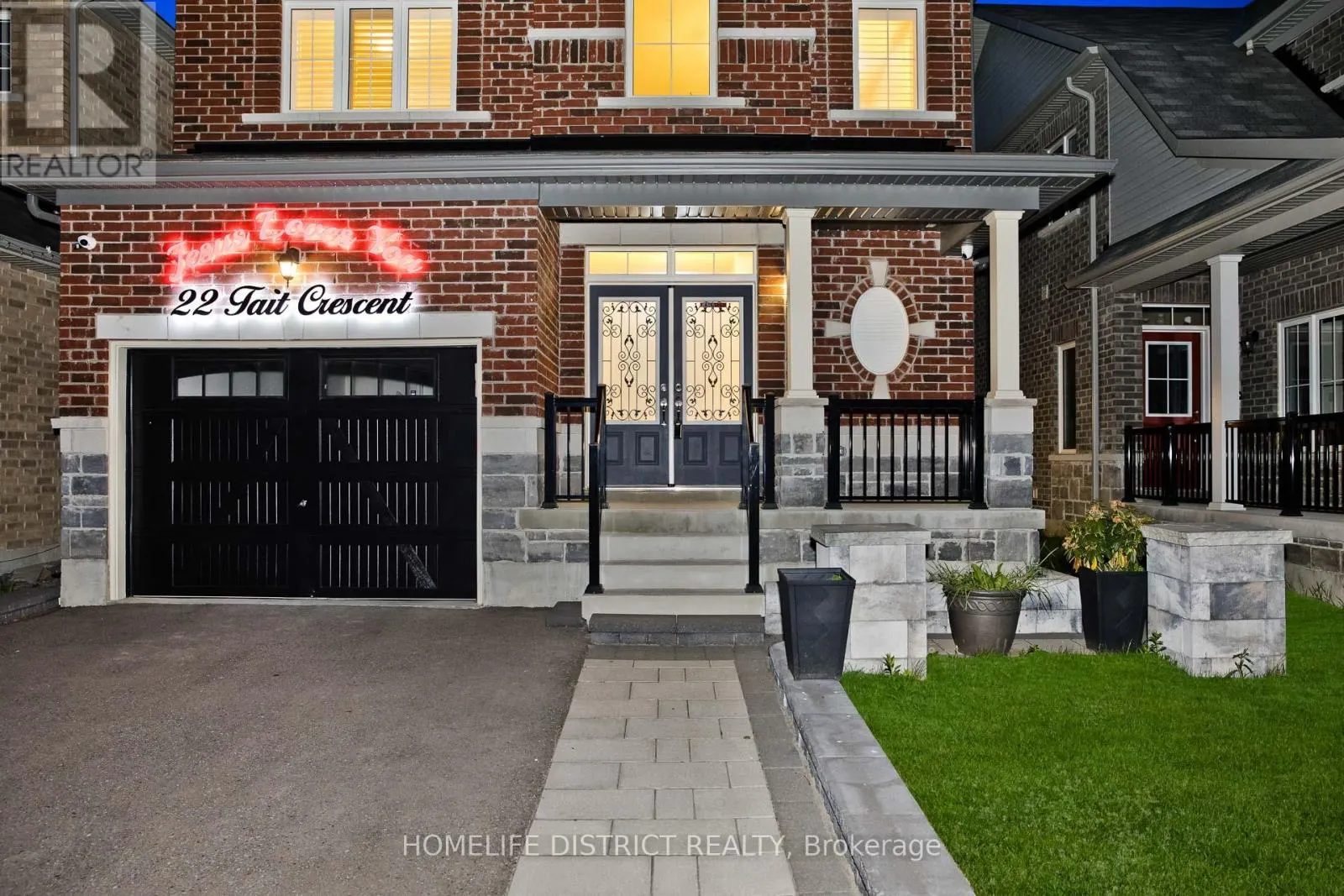 22 TAIT CRESCENT