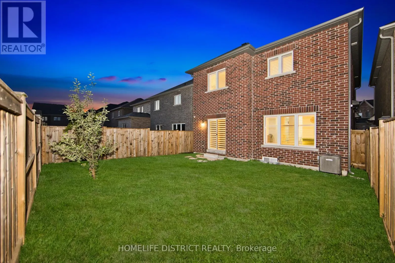 22 TAIT CRESCENT