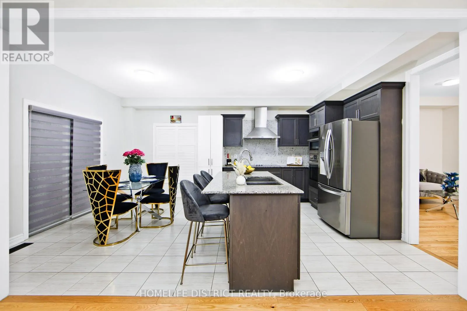22 TAIT CRESCENT