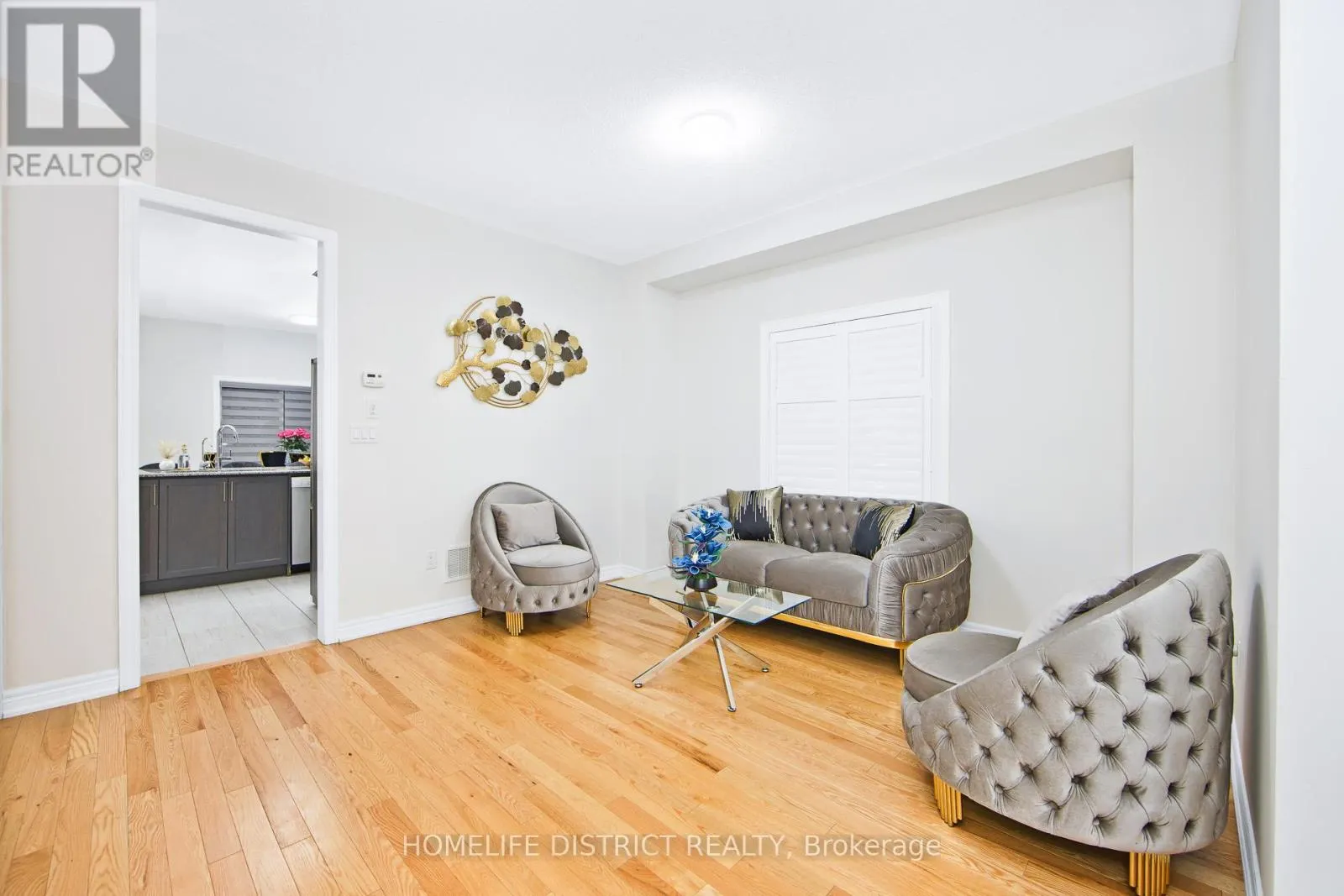 22 TAIT CRESCENT