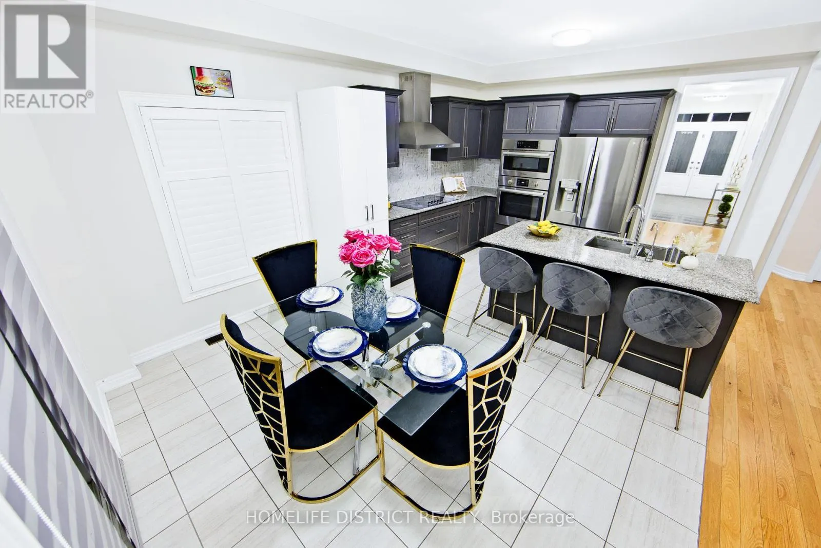 22 TAIT CRESCENT