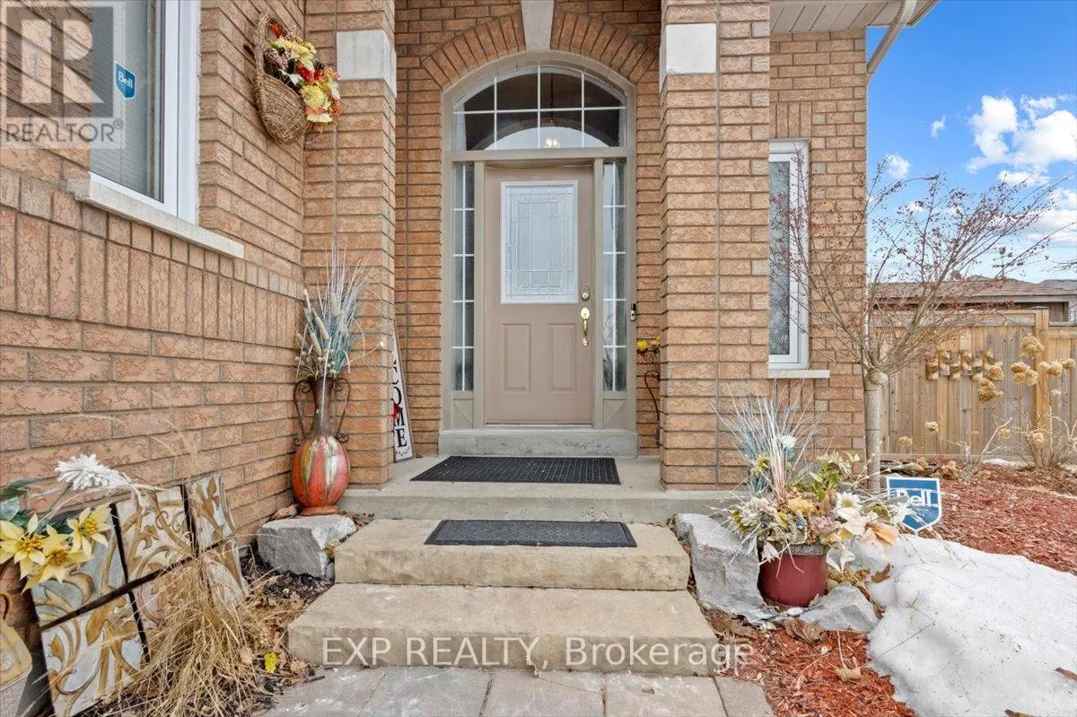 16 GOODWIN AVENUE