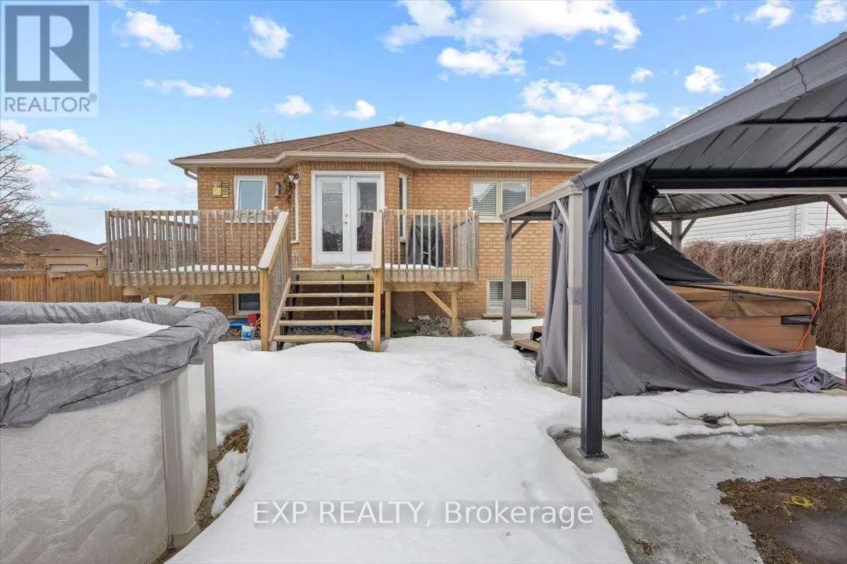 16 GOODWIN AVENUE