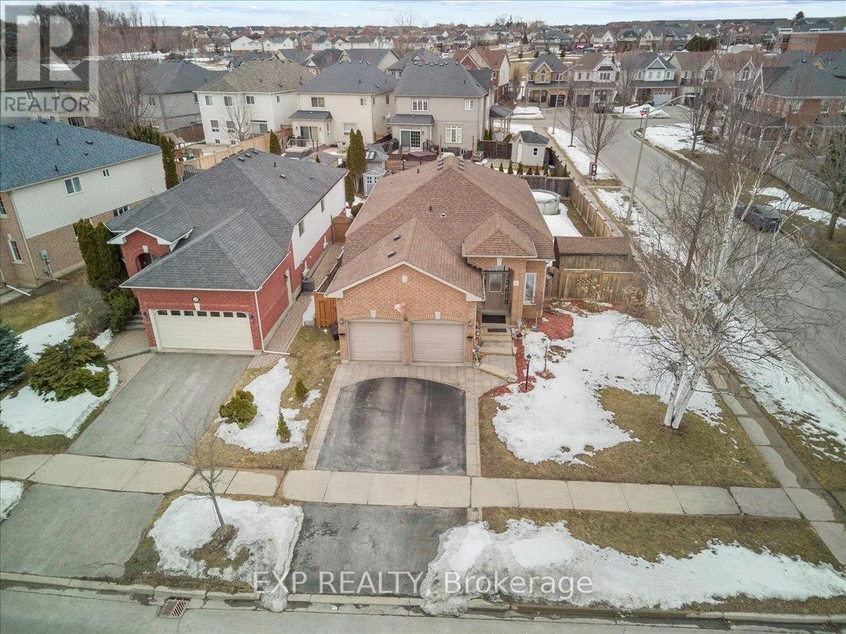 16 GOODWIN AVENUE