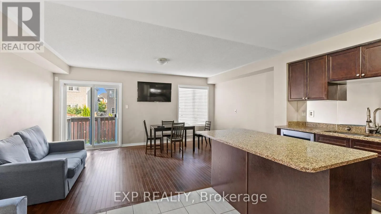 54 TOZER CRESCENT