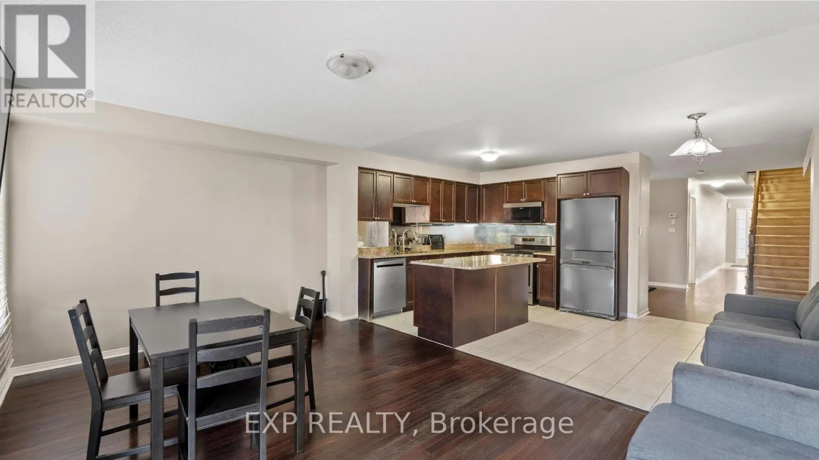 54 TOZER CRESCENT