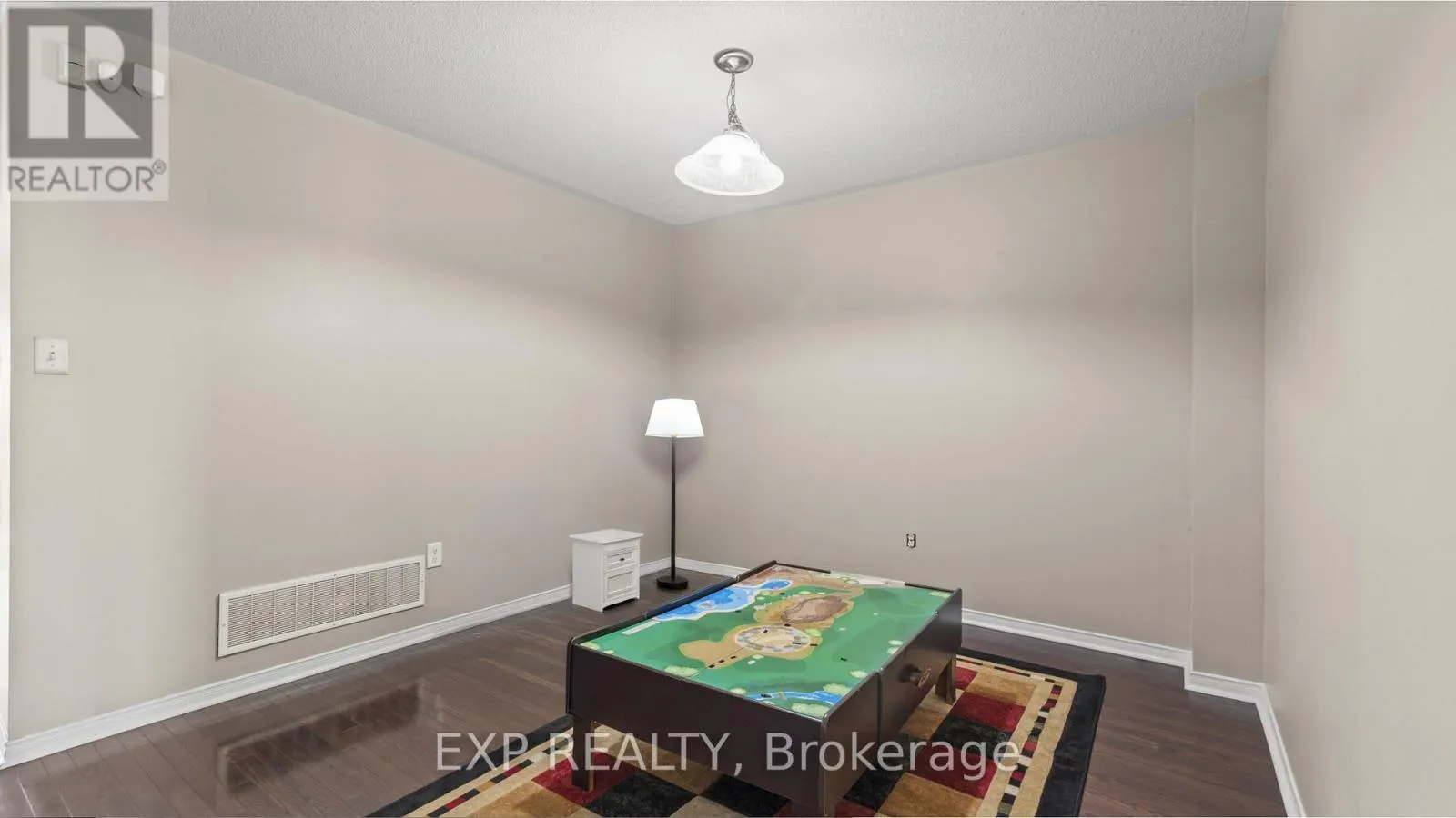 54 TOZER CRESCENT