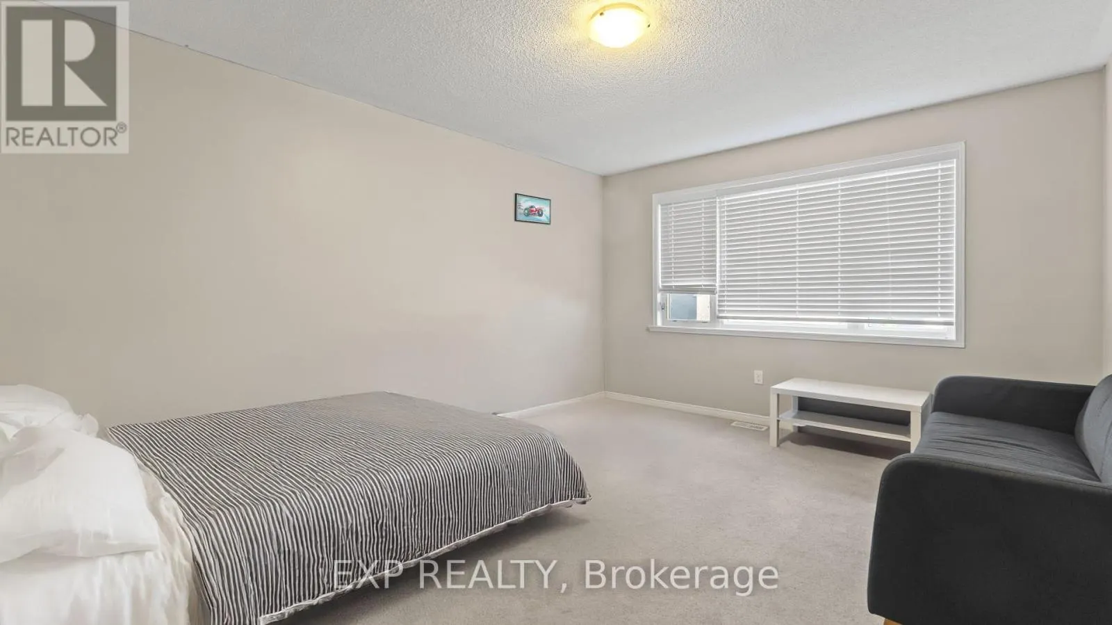 54 TOZER CRESCENT
