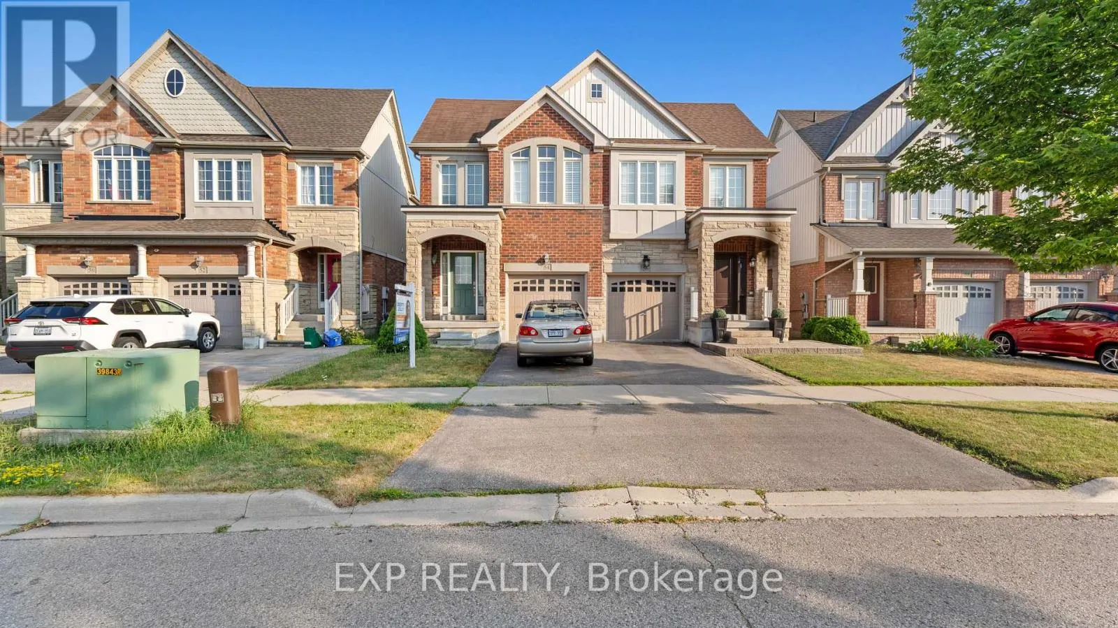 54 TOZER CRESCENT