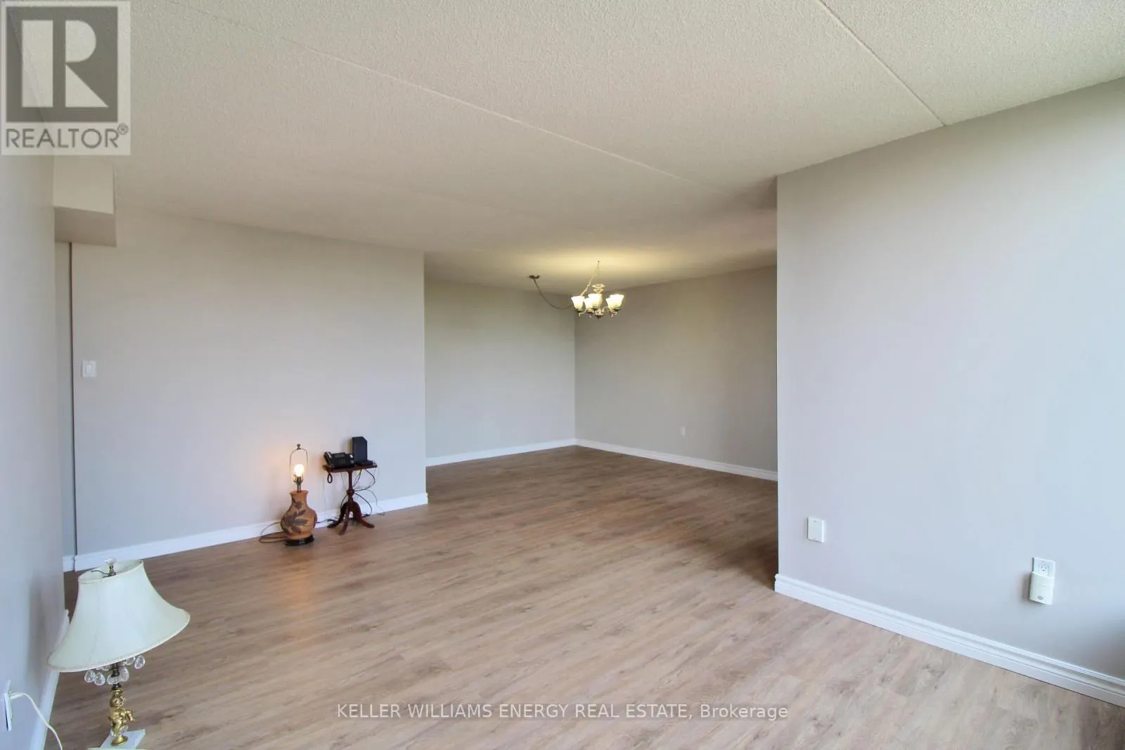 504 - 1530 PICKERING PARKWAY, #504