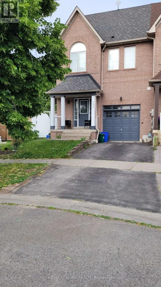135 STOKELY CRESCENT