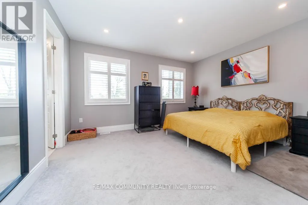 70 BARKERVILLE DRIVE