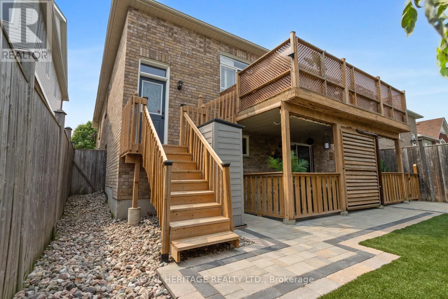 11 PIPER CRESCENT