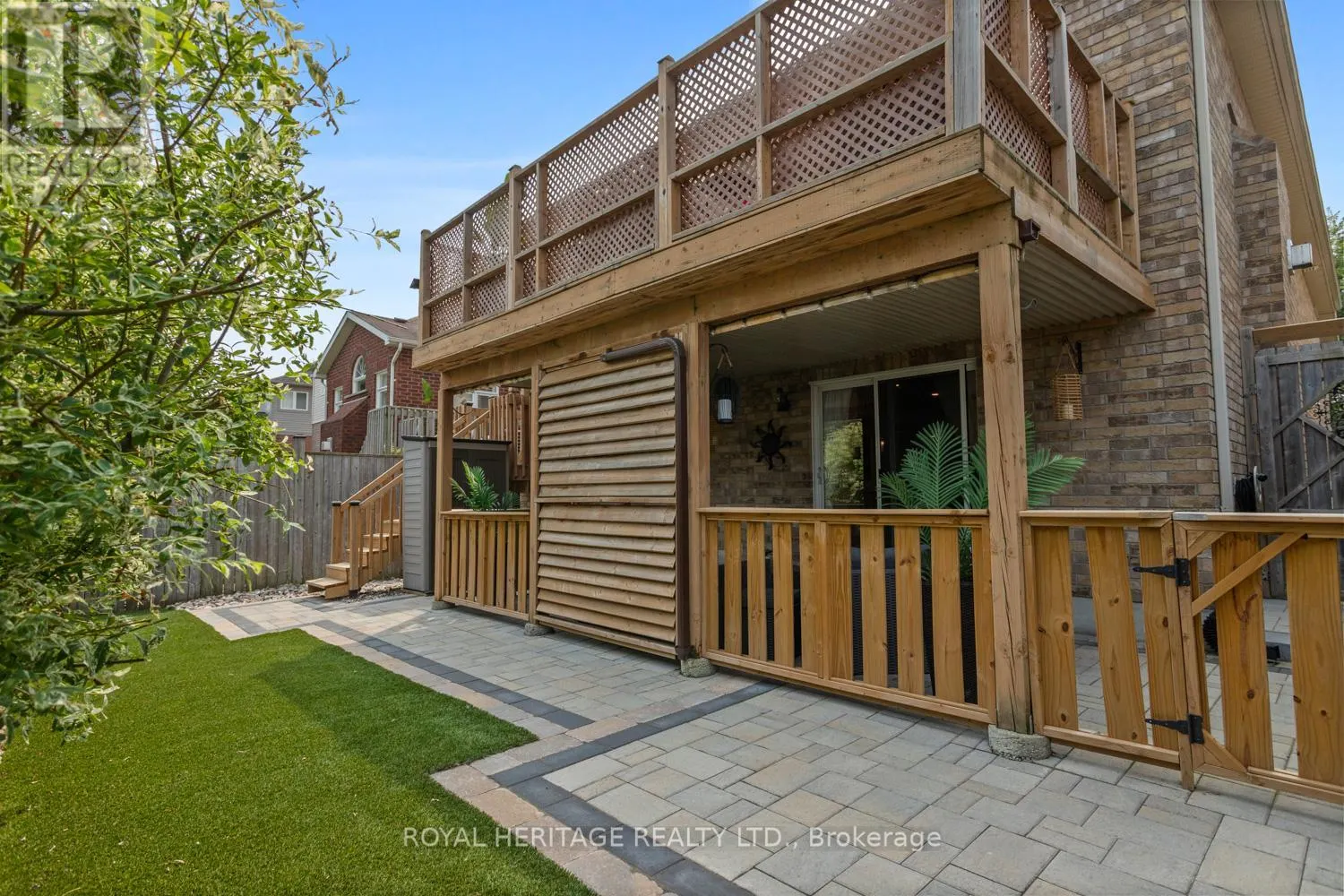 11 PIPER CRESCENT