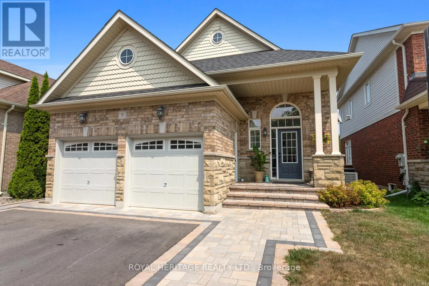11 PIPER CRESCENT