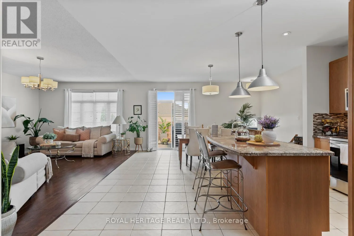 11 PIPER CRESCENT