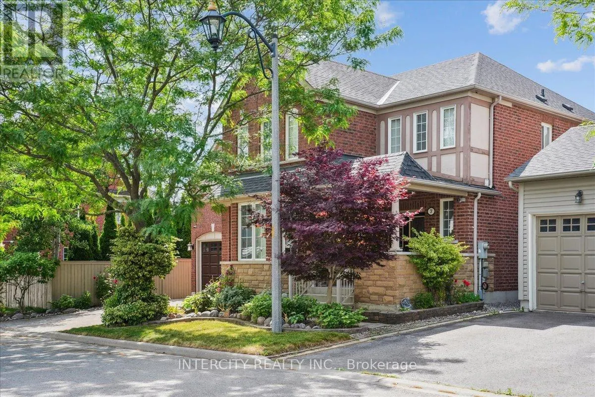7 BUTTERWORTH DRIVE