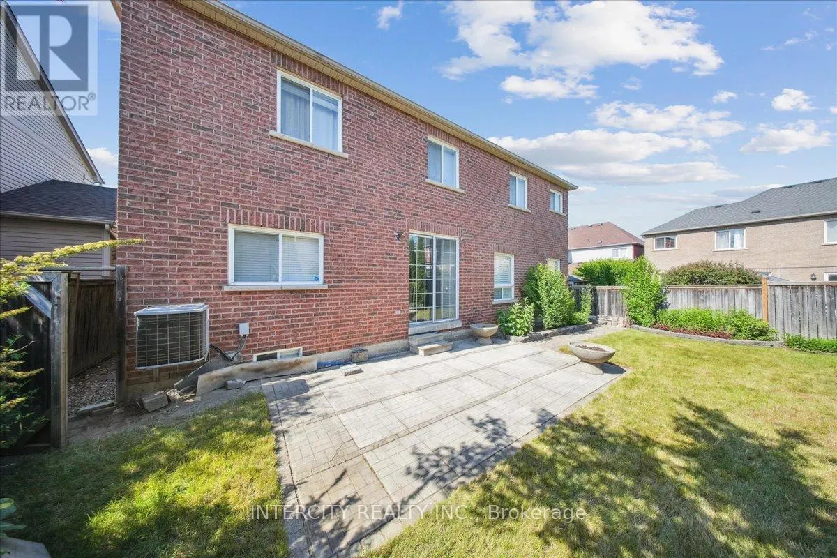 7 BUTTERWORTH DRIVE